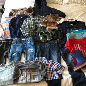 LARGE BUNDLE of Boys size 2T clothes / winter